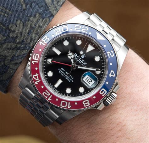 rolex gmt master vs master ii|rolex 126710blro 0002 review.